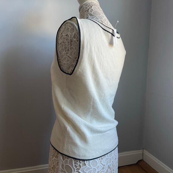Old Navy Academia White/Cream V-neck Sweater Vest Navy Trim Fall Layer Size Med - Picture 2 of 8